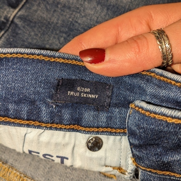 Gap True Skinny Jeans Size 8/29 - Picture 3 of 3